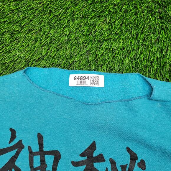 Vintage Chinese Hanzi Cut-Off Sweatshirt Womens XL 22x21 Crop - Picture 5 of 10